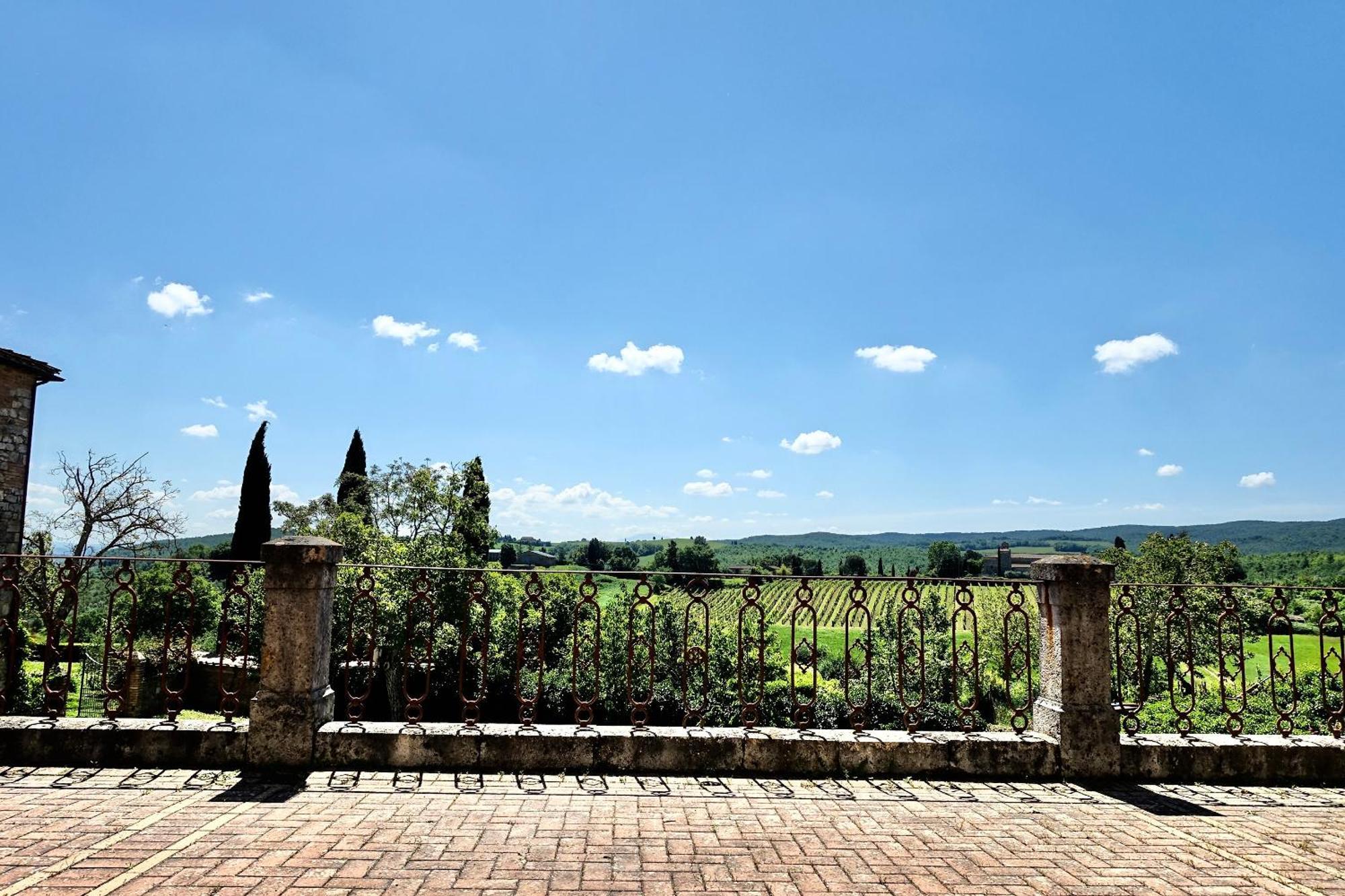 Villa Buonsignori - Wine & Olive Oil Farm 코르사노 외부 사진